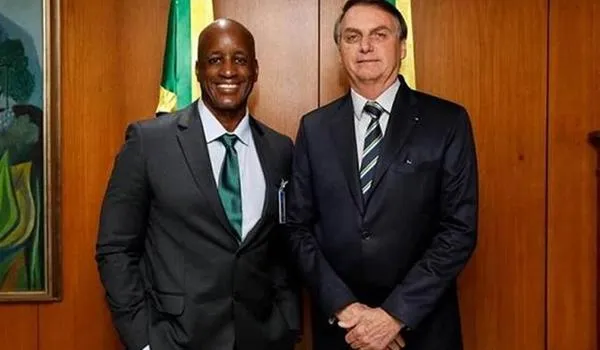 Presidente da Fundação Cultural Palmares diz que negro morto em supermercado ?não representa honrados"