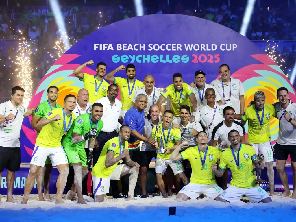 Brasil vence Bielorrússia e garante sétimo Mundial de Futebol de Areia