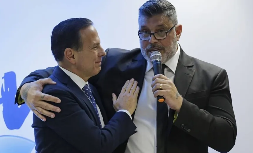 "Aécio não constrange, meu partido tinha Queiroz", dispara Alexandre Frota, agora no PSDB