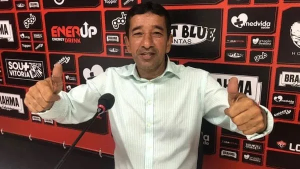 Morre radialista baiano Tony Carneiro aos 58 anos