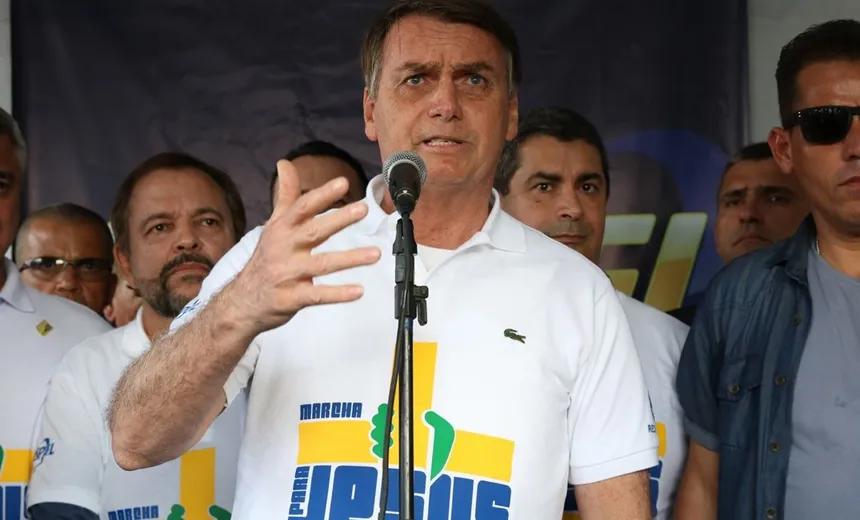 Bolsonaro: abro mão da reeleição se Brasil passar por reforma política
