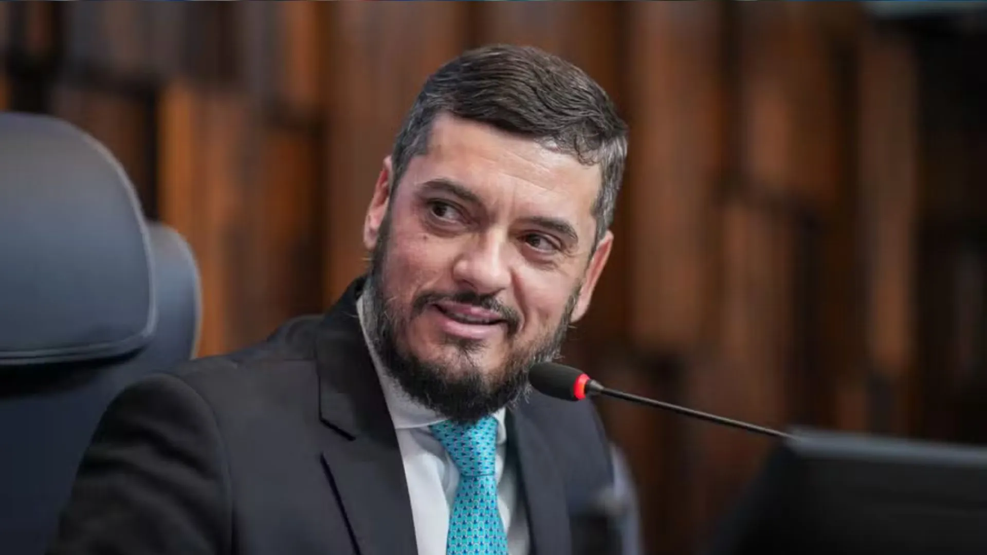 Rodrigo Bacellar é solto após colocar tornozeleira eletrônica, no Rio