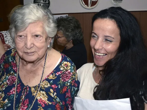 ‘A busca continua’, afirma avó de neta desaparecida na Argentina