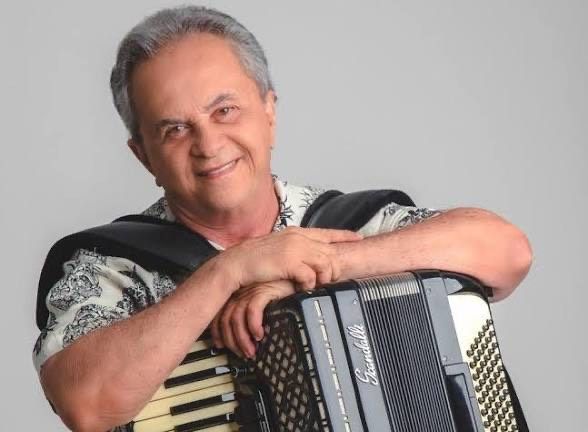 Fl&aacute;vio Jos&eacute; 