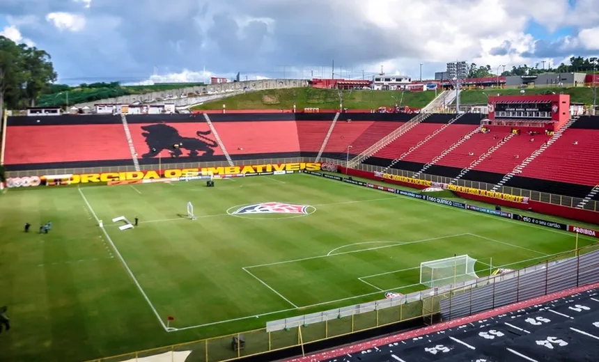 Água do Barradão é cortada por falta de pagamento e Paulo Carneiro ataca a Embasa; "vagabundos"