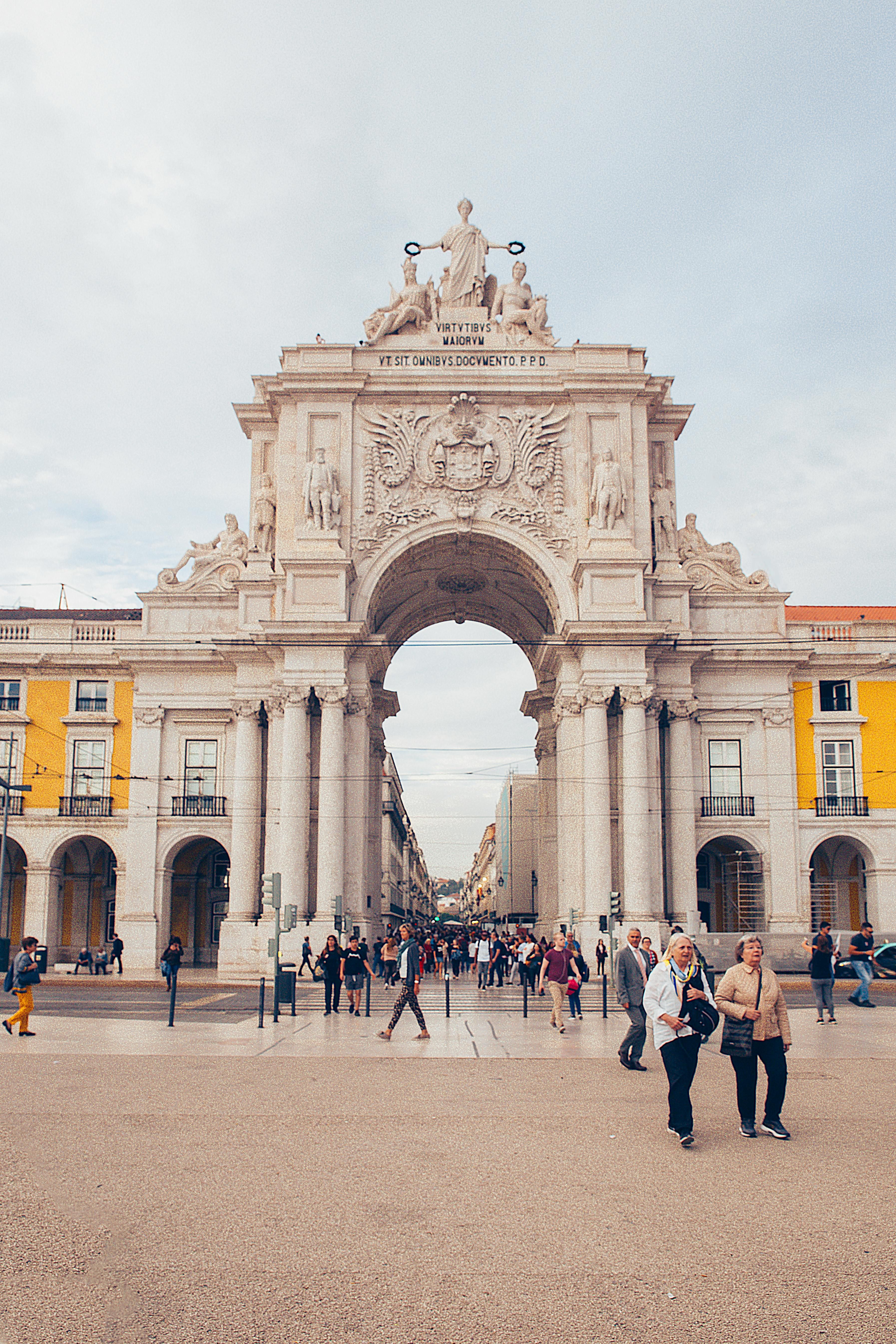 Na última semana, o Consulado-Geral do Brasil em Lisboa publicou recomendações a brasileiros residentes em Portugal. | Foto: Ilustrativa/Pexels