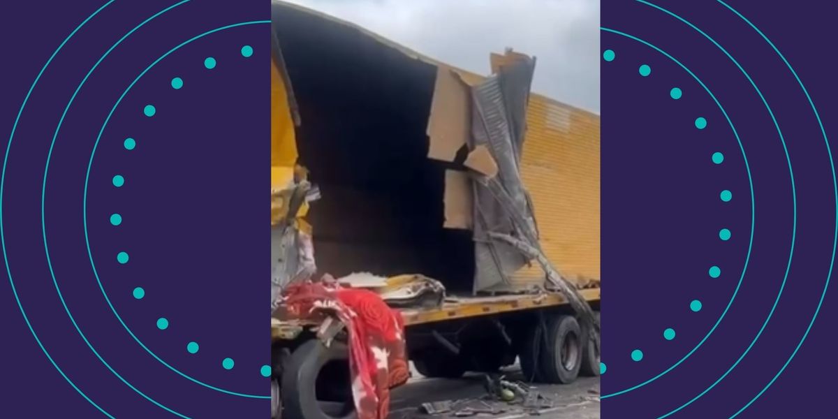 Quatro Carretas Destru&iacute;das Ap&oacute;s Engavetamento Que Deixou Uma Pessoa Morta Na Br 116, Em Jaguaquara