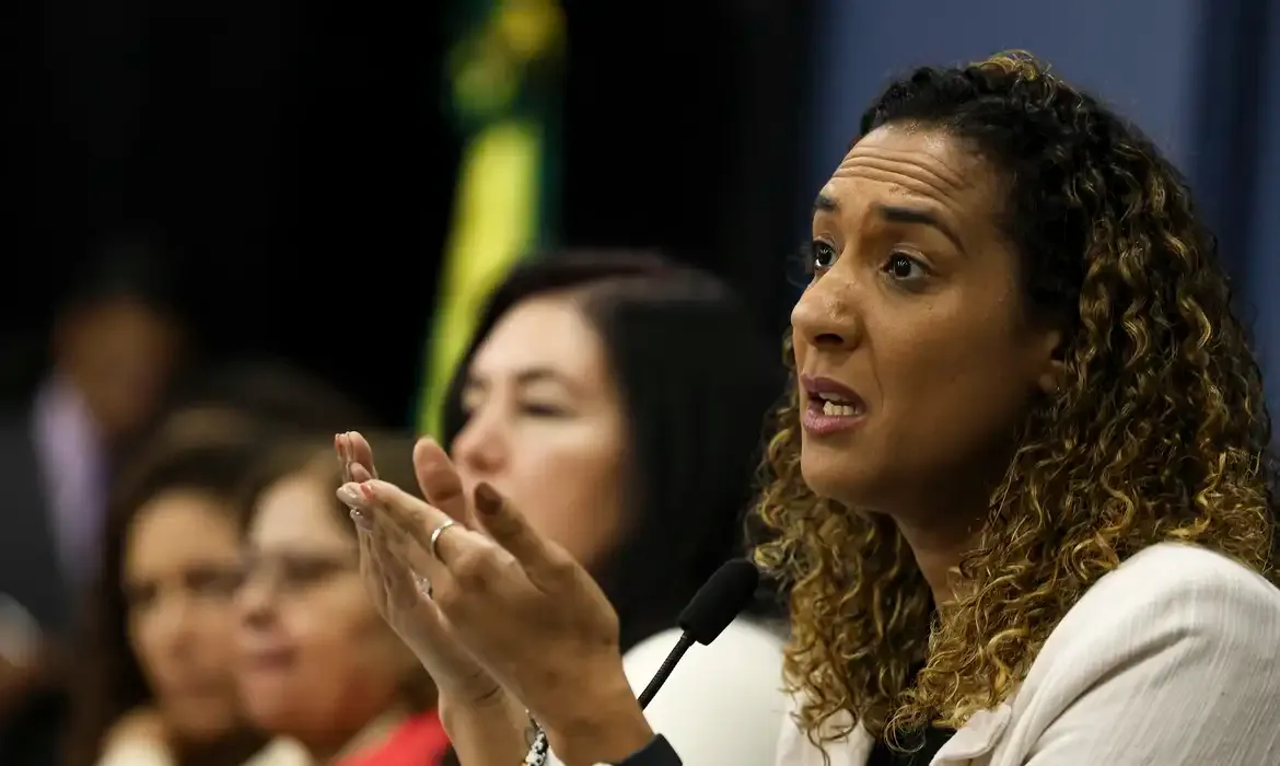 Anielle Franco depõe na PF em inquérito sobre denúncias contra Silvio Almeida