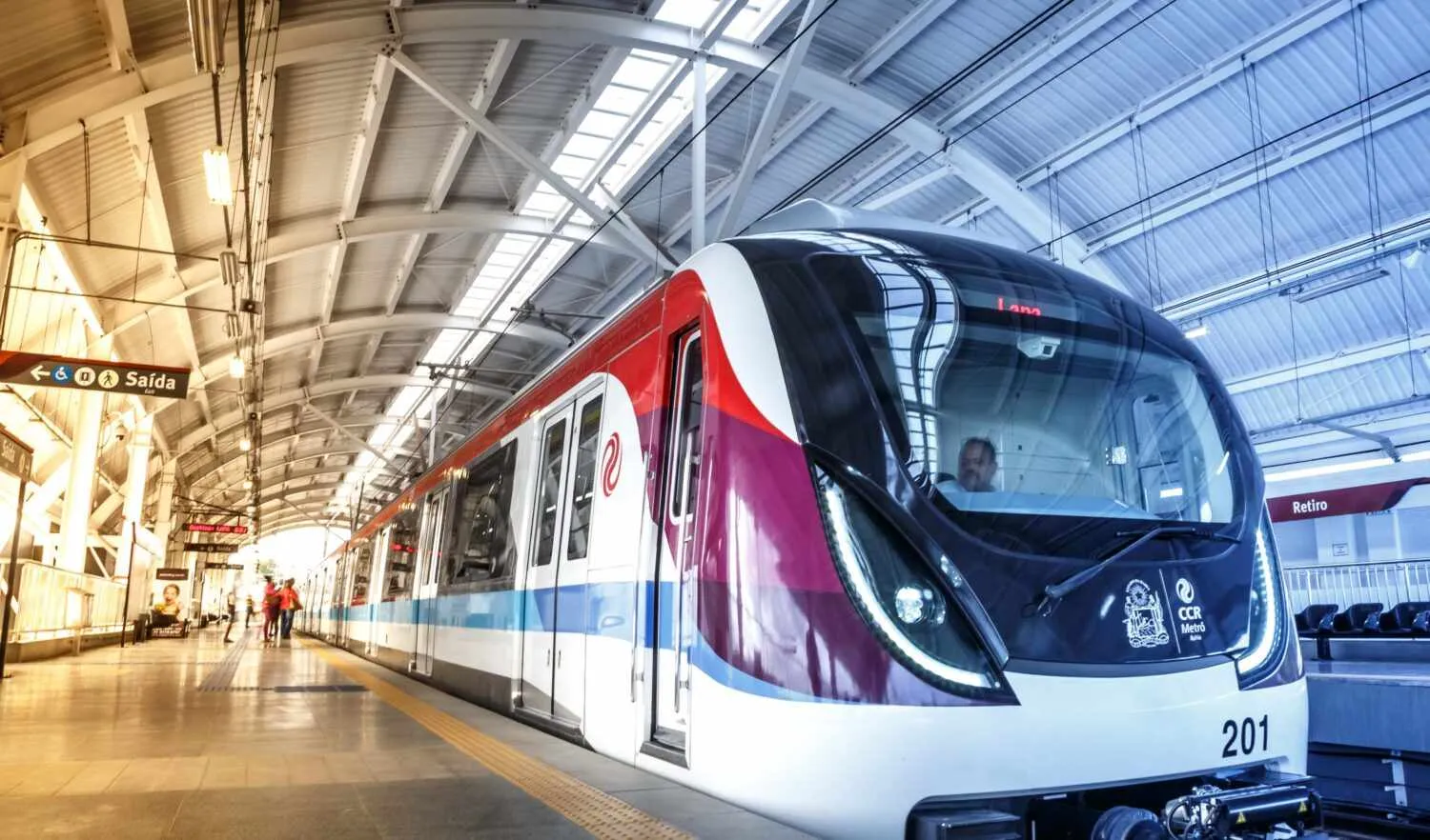 Paralisação de trens prejudica usuários da Linha 1 do Metrô de Salvador