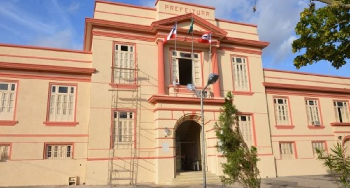 Dois Estagi&aacute;rios Foram Afastados Ap&oacute;s Crian&ccedil;a Autista Ser Levada Para Casa Dentro De Uma Sacola Em Alagoinhas