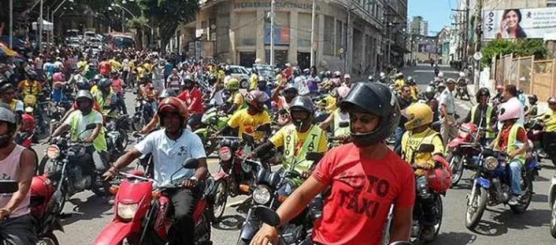 MOBILIDADE EM SALVADOR: Regulamentação do serviço de mototáxi será sancionada hoje