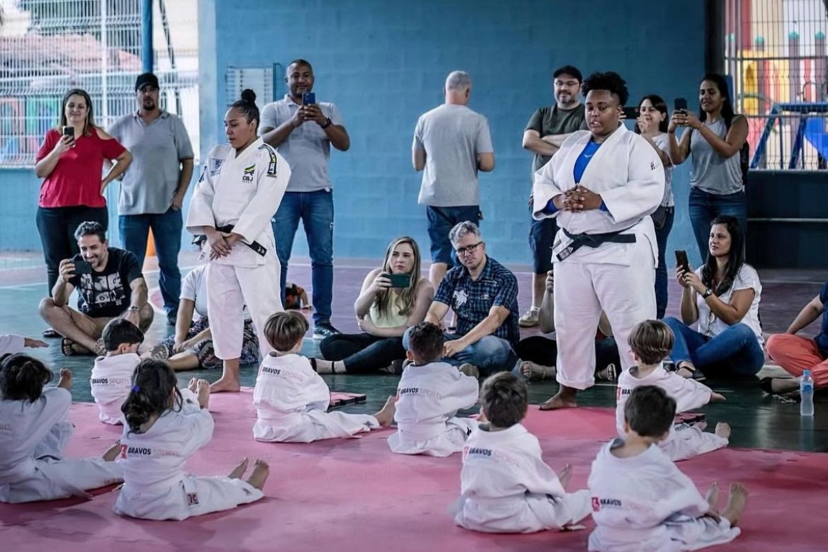 A judoca multicampe&atilde; Ana Damasceno participa do projeto social em Lauro de Freitas que vai atender 100 jovens. Foto: Divulga&ccedil;&atilde;o