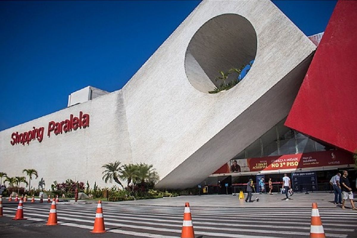 Shopping Paralela