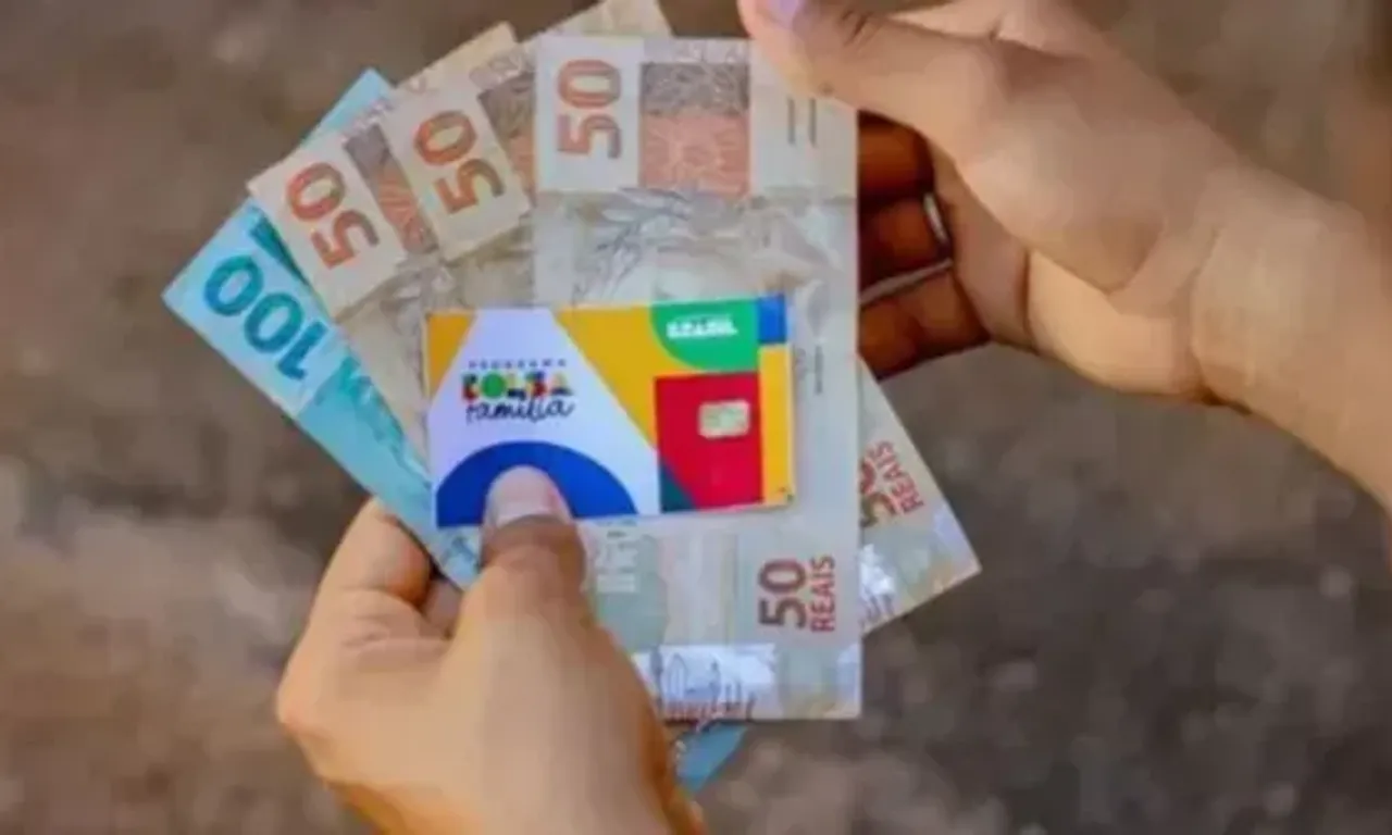 Lula anuncia reajuste de 15% do Bolsa Fam&iacute;lia. Foto: Divulga&ccedil;&atilde;o