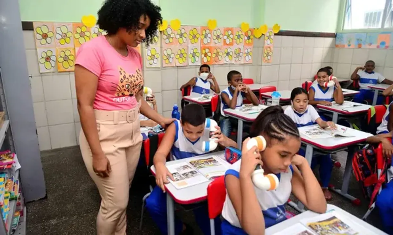 Prefeitura envia projeto &agrave; C&acirc;mara para reajustar piso salarial de professores. Foto: Jefferson Peixoto/Secom