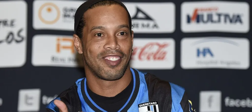 Time mexicano pode mandar Ronaldinho embora