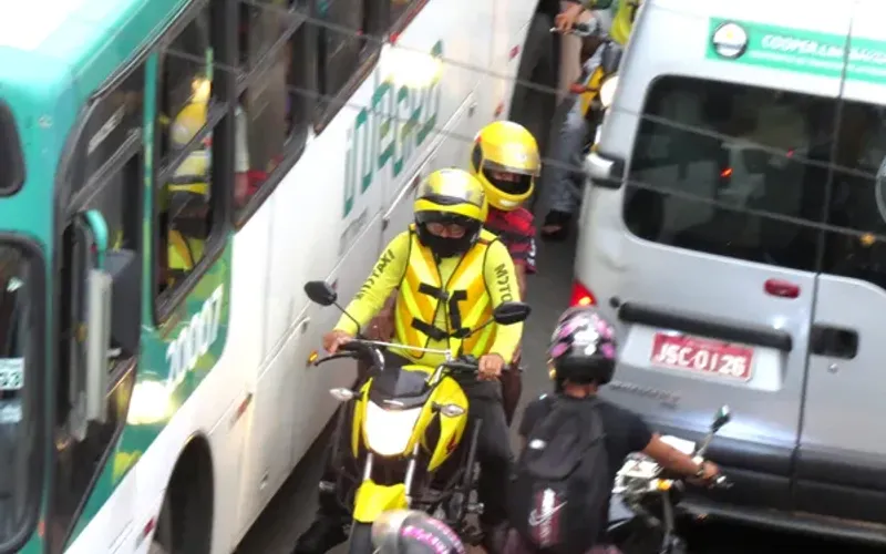 Mesmo com queda nos &iacute;ndices, especialistas defendem campanhas permanentes de educa&ccedil;&atilde;o no tr&acirc;nsito e fiscaliza&ccedil;&atilde;o rigorosa/Foto: @Ant&ocirc;nio Laranjeira/Ag&ecirc;ncia Mural