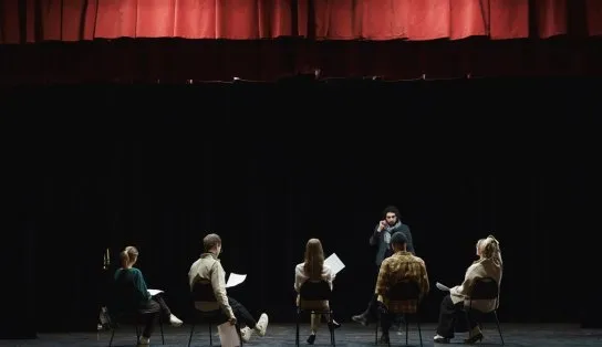 Quer aprender a atuar? Está aberta a pré-inscrição para curso de teatro da Funceb; saiba mais