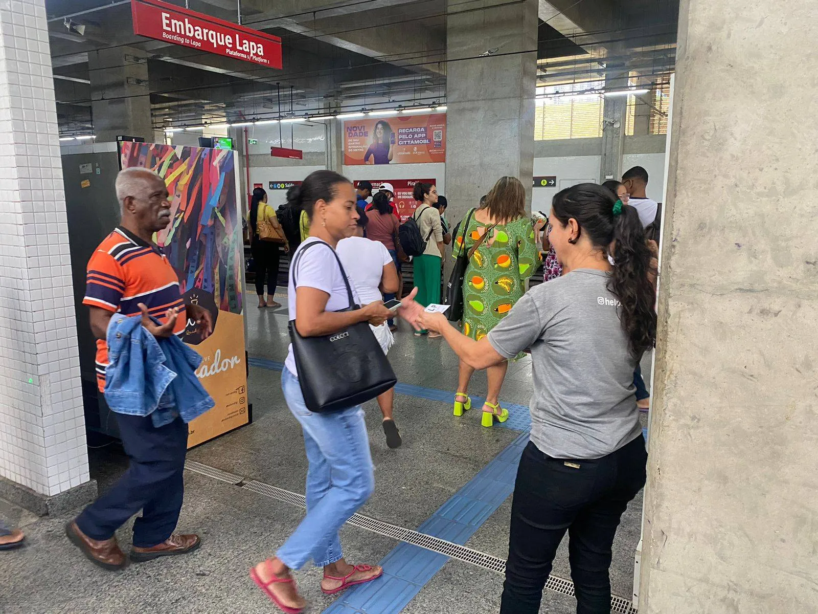 Ação de acolhimento emocional acontece na Estação Aeroporto de Metrô nesta quarta (28)