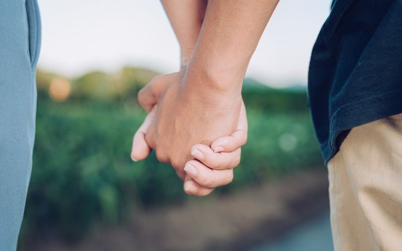 O &ldquo;estelionato amoroso&rdquo; tamb&eacute;m deixa marcas emocionais profundas nas v&iacute;timas, como ansiedade, depress&atilde;o e dificuldade de confiar em novos relacionamentos/Foto: Freepik