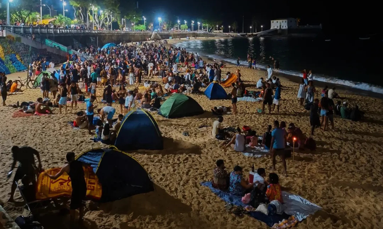 Primeiro Luau Tardal do ano acontece no Rio Vermelho.Foto: redes sociais