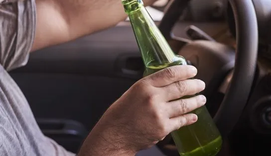 Policia prende homem embriagado após provocar acidente na Bahia 