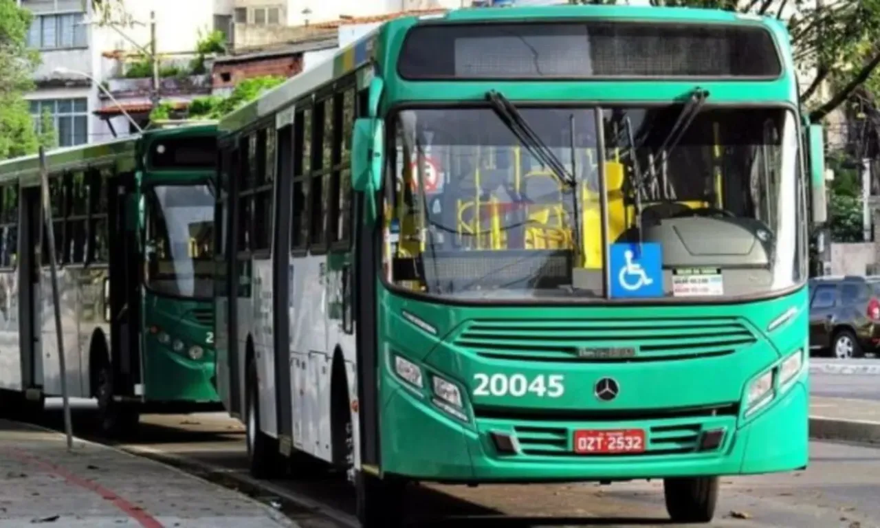 Ônibus