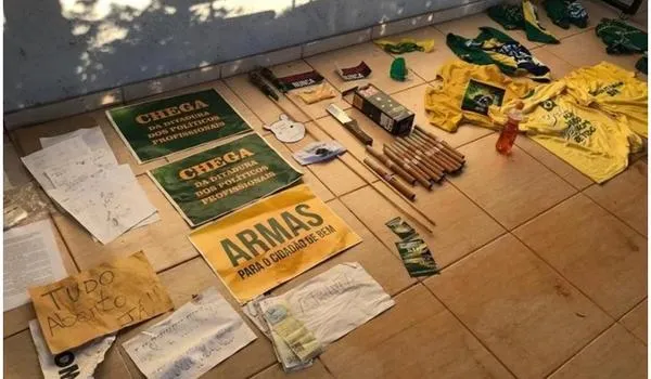 Grupos extremistas pró-governo são alvo de operação da Polícia Civil no Distrito Federal