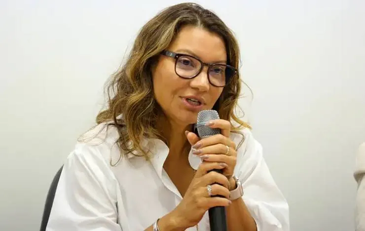 Janja consegue credencial e vai a Paris, no lugar de Lula, para abertura das Olimpíadas