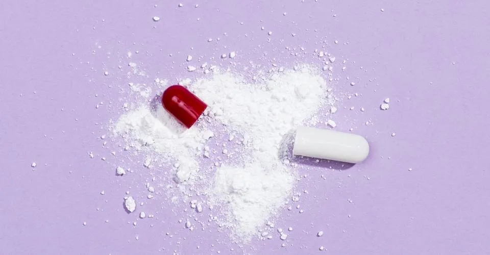 Mulher é presa suspeita de dar cocaína para filho de cinco anos