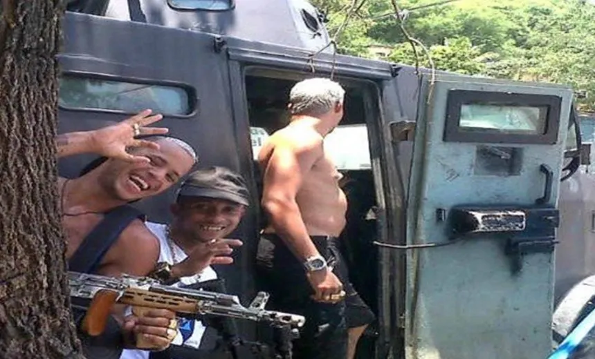 Policial militar denuncia 'relacionamento afetivo' entre soldado e chefe do tráfico 