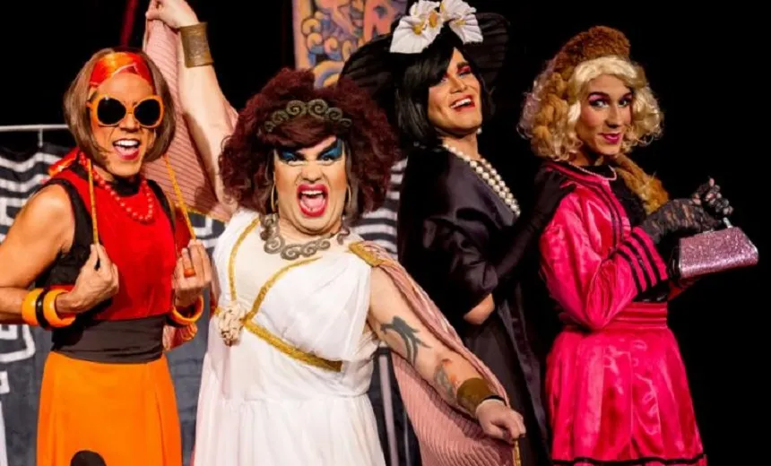 “A Bofetada” comemora 30 anos com nova temporada no teatro Jorge Amado