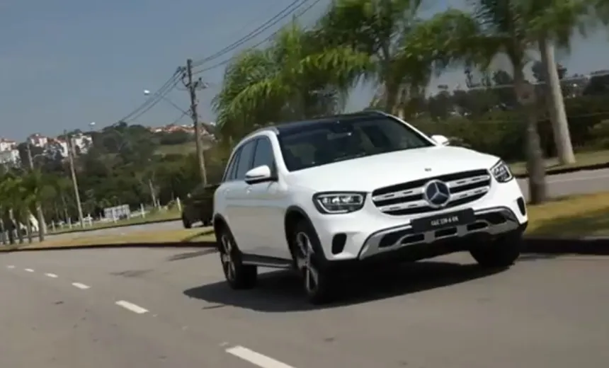 Autos e Motos: conheça o novo GLC, com roupagem  SUV e esportiva