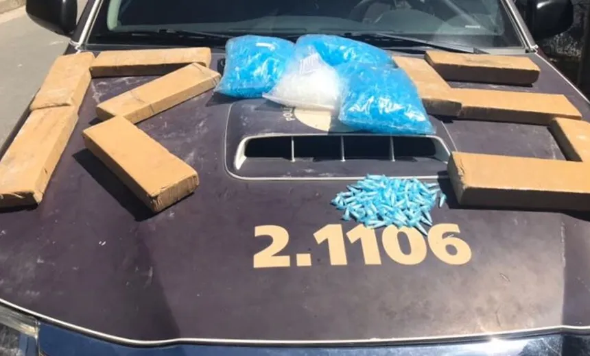 “CARA DE PORCO”: Homem é encontrado com 4 mil pinos e 10 quilos de maconha em Salvador