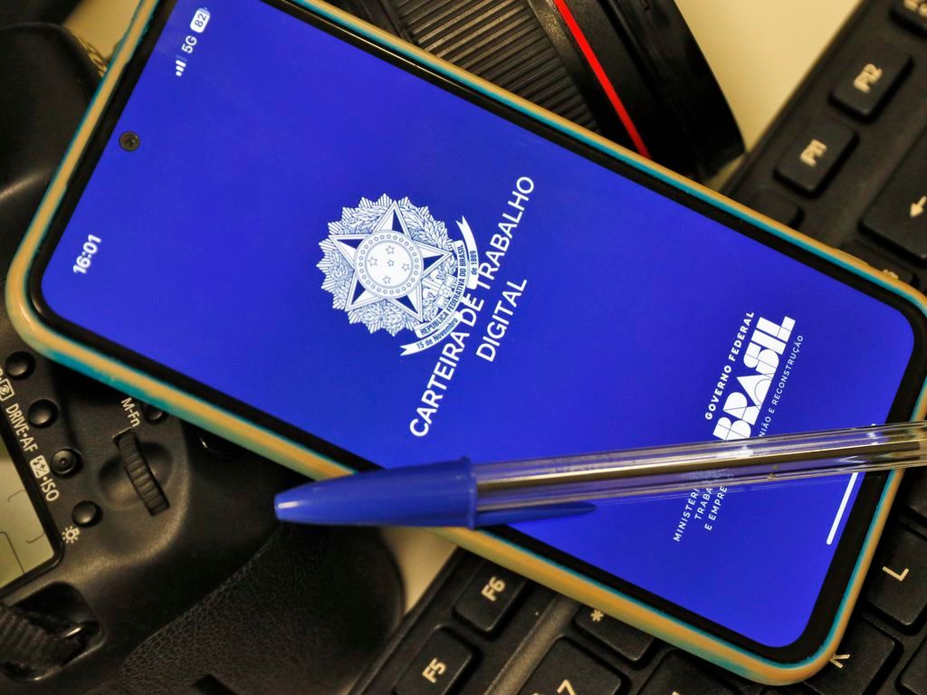 Carteira De Trabalho Bruno Peres Agência Brasil