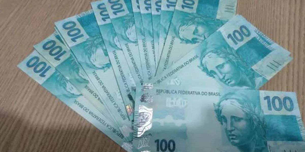 Notas Falsas De R$ 100 S&atilde;o Apreendidas Pela Pol&iacute;cia Federal Durante Opera&ccedil;&atilde;o Em Guanambi