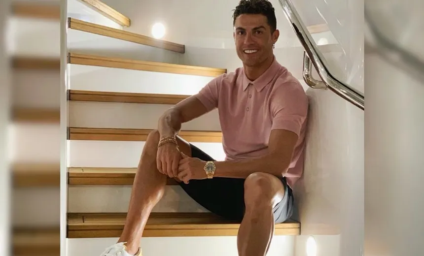 Cristiano Ronaldo deixa gorjeta de quase R$ 90 mil em resort na Grécia