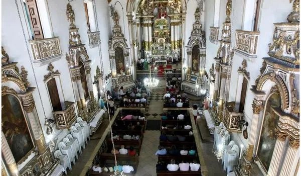Prefeitura autoriza início 'fracionado' da 3ª fase de reabertura de atividades econômicas em Salvador; veja lista