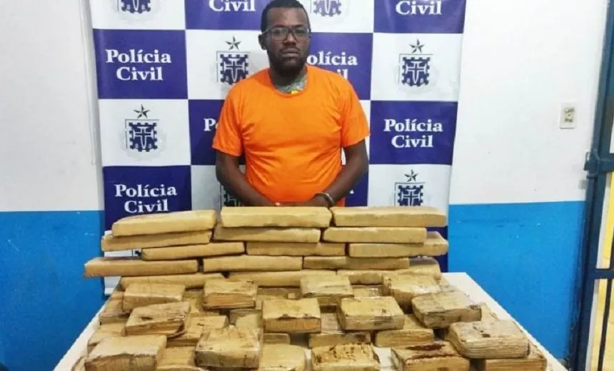 Taxista é preso com 50 quilos de maconha em Feira de Santana