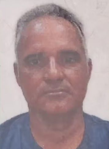 Marcos ficou aproximadamente dez dias internado