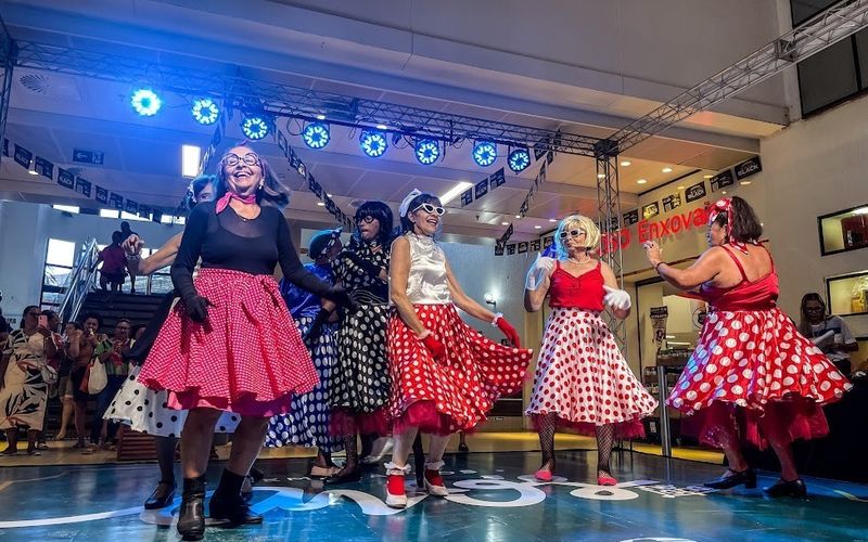O Shopping Center Lapa e o Sesc promovem a 23&ordf; Semana dos Av&oacute;s, com uma programa&ccedil;&atilde;o gratuita dedicada &agrave; valoriza&ccedil;&atilde;o da longevidade e ao fortalecimento dos la&ccedil;os entre gera&ccedil;&otilde;es/Foto: Divulga&ccedil;&atilde;o