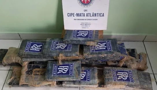 Outra mala de cocaína é encontrada em praia da Bahia; material é avaliado em R$ 1 milhão