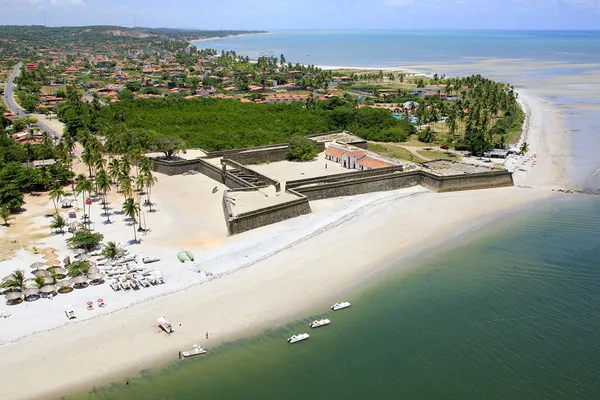 A Ilha de Itamaracá é, simultaneamente, uma ilha costeira é um município do estado de Pernambuco, localizado no litoral norte, a cerca de 40 km da capital, Recife/Foto: Reprodução