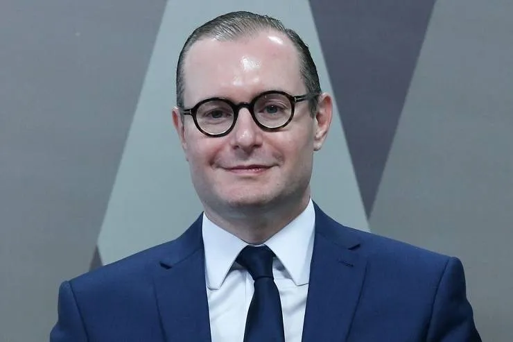 Cristiano Zanin toma posse no cargo de ministro do STF nesta quinta-feira