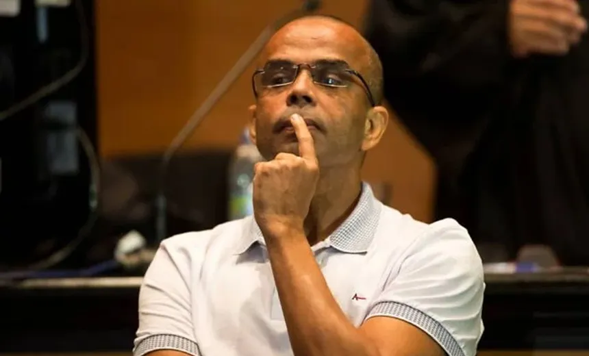 Fernandinho Beira-Mar se forma em teologia e tira nota 9 em dissertação do TCC; texto será transformado em livro
