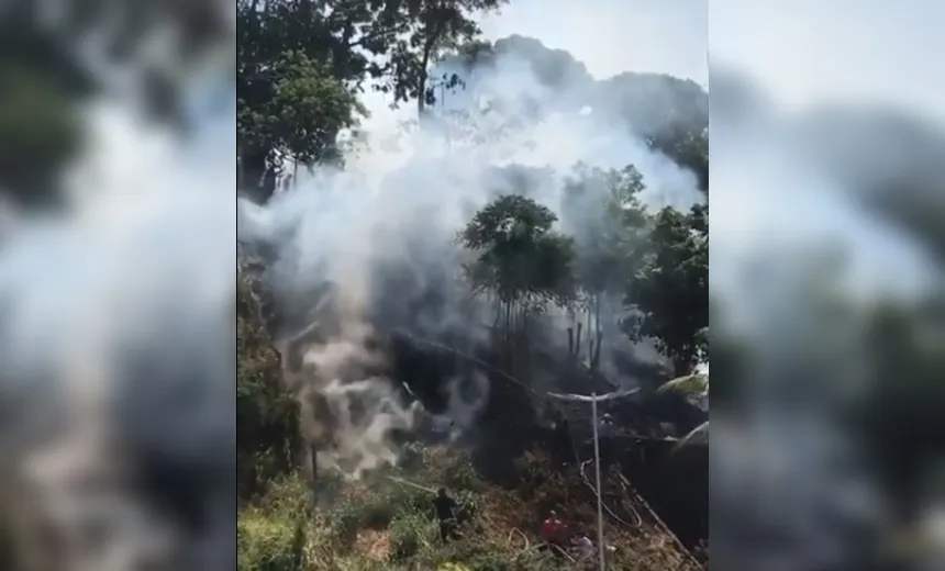 Incêndio próximo a prédio comercial na avenida Tancredo Neves assusta funcionários