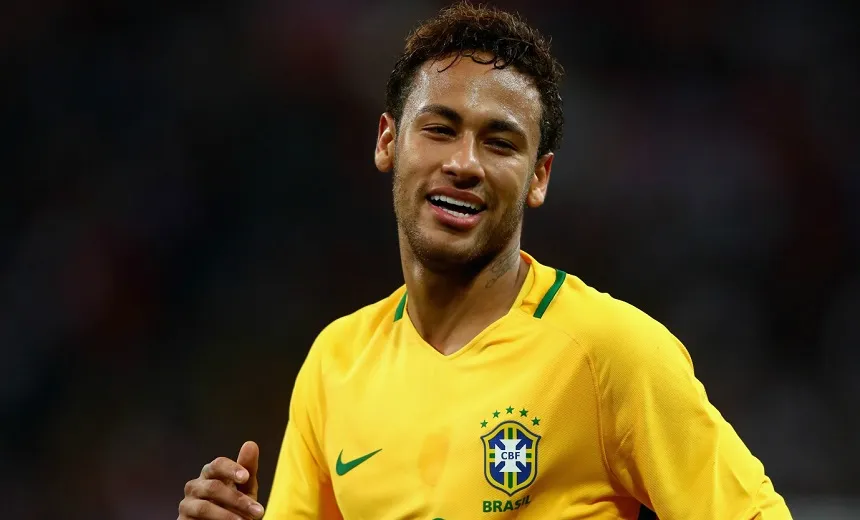 Suspeito de fraude fiscal, Justiça espanhola decide que Neymar será julgado em Barcelona