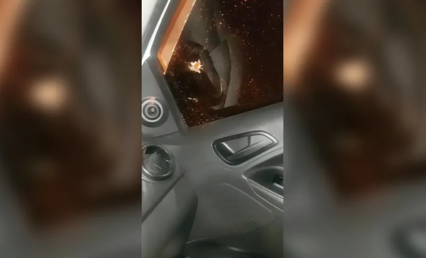 "Guerra" do tráfico na Gal Costa: execução e carro de família atingido; assista 