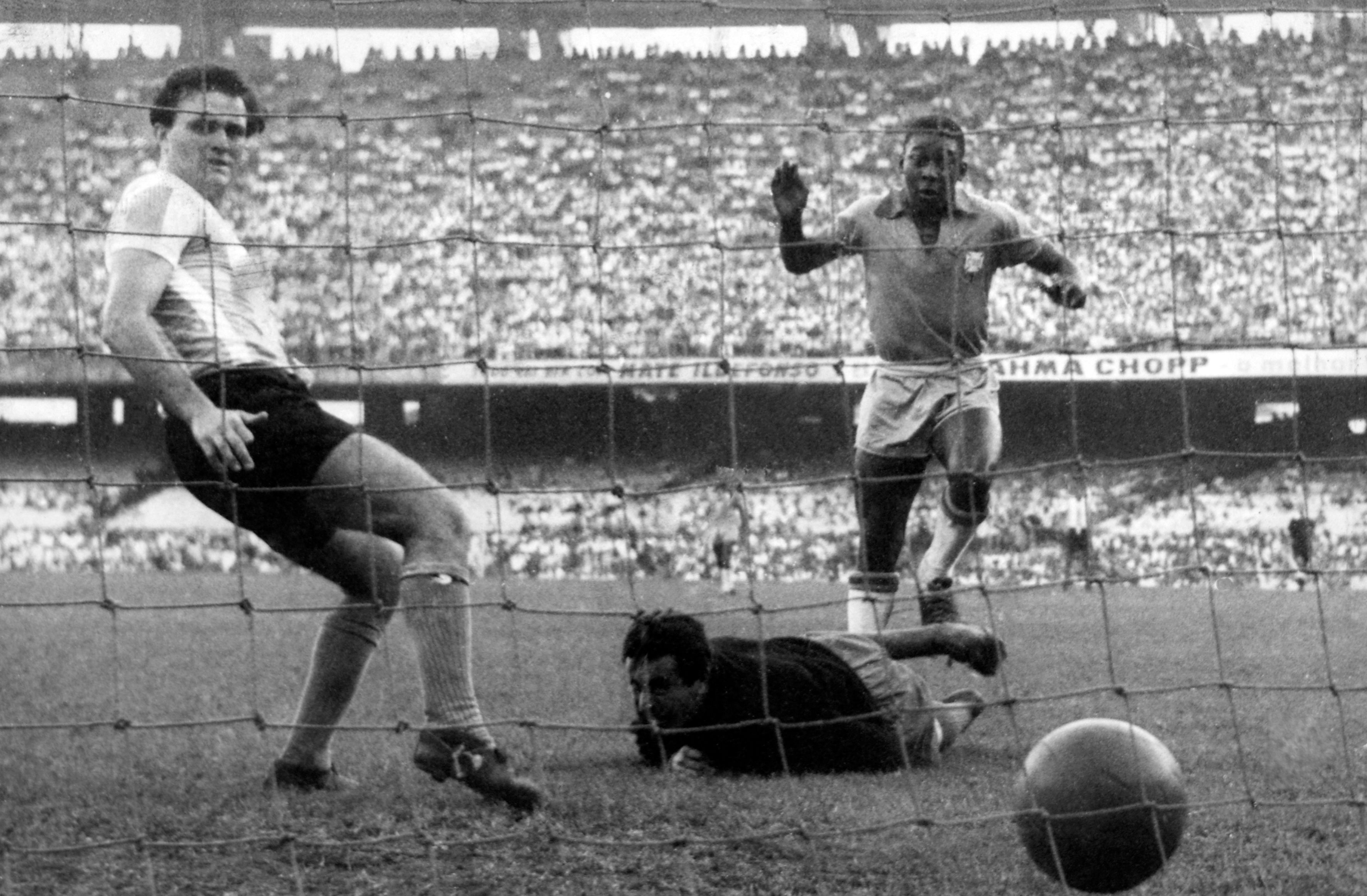 No confronto Brasil e Argentina, Pelé é o maior artilheiro brasileiro. Foto: Arquivo Nacional | Correio da Manhã