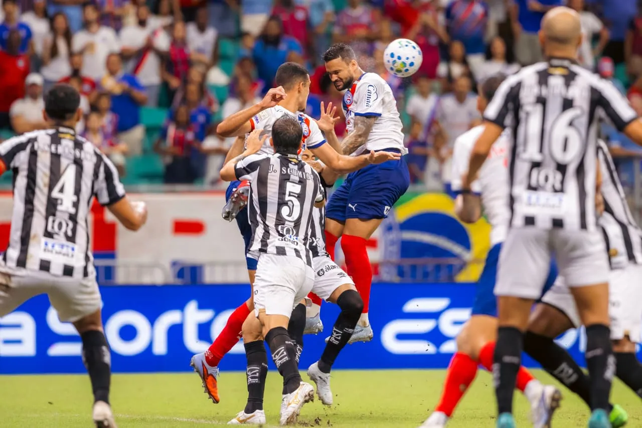 Com reação no segundo tempo, Bahia empata com o Santos na Fonte Nova
